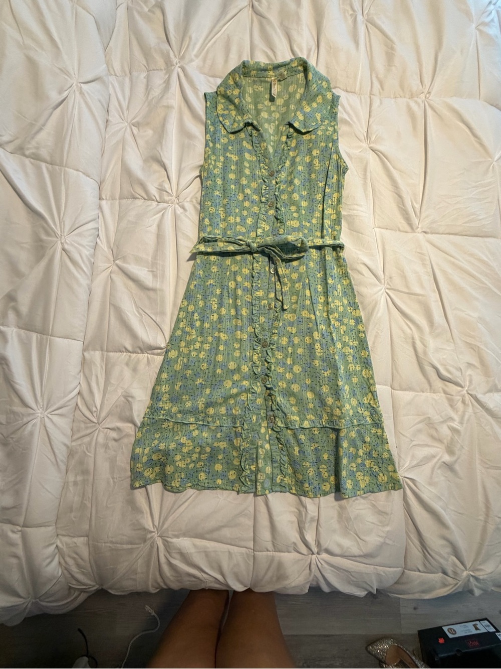 Susina Mint Green Sleeveless Floral Midi Dress